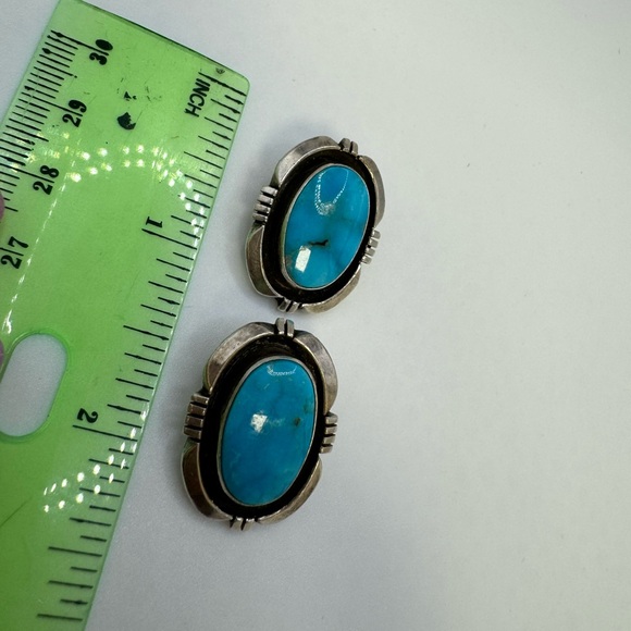 Navajo Roger Apachito sterling silver clip earrings w/ natural turquoise - Picture 14 of 16